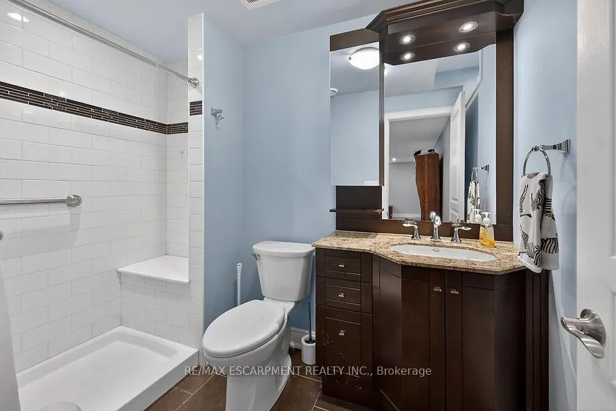 Photo 27 of 19 Lampman Drive, Pelham, Fenwick — HOMEH