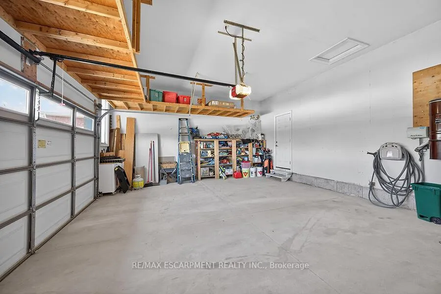 Photo 31 of 19 Lampman Drive, Pelham, Fenwick — HOMEH