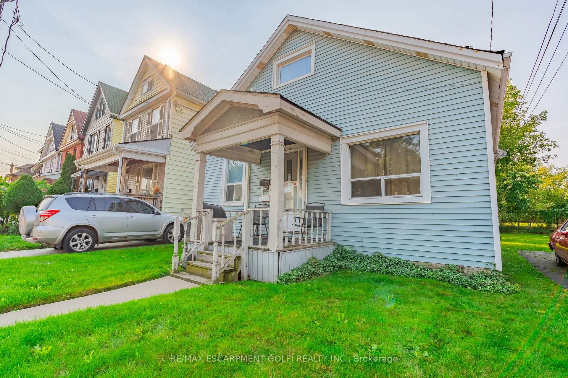 Photo 2 of 26 Huron Street, Hamilton, Gibson — HOMEH