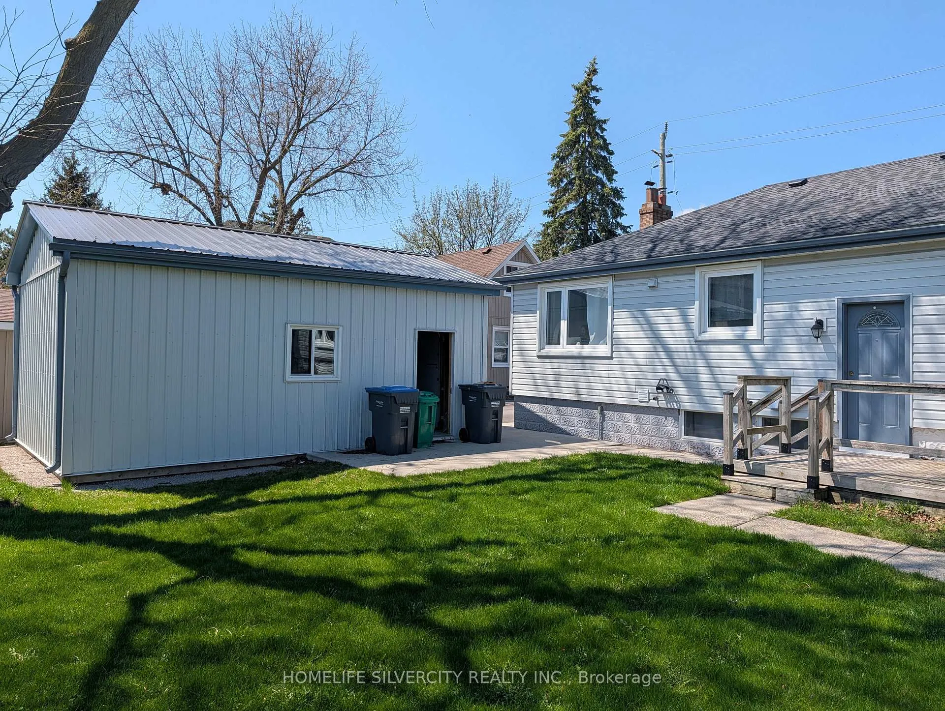 Photo 7 of 65 English Street, Brampton, Brampton West — HOMEH