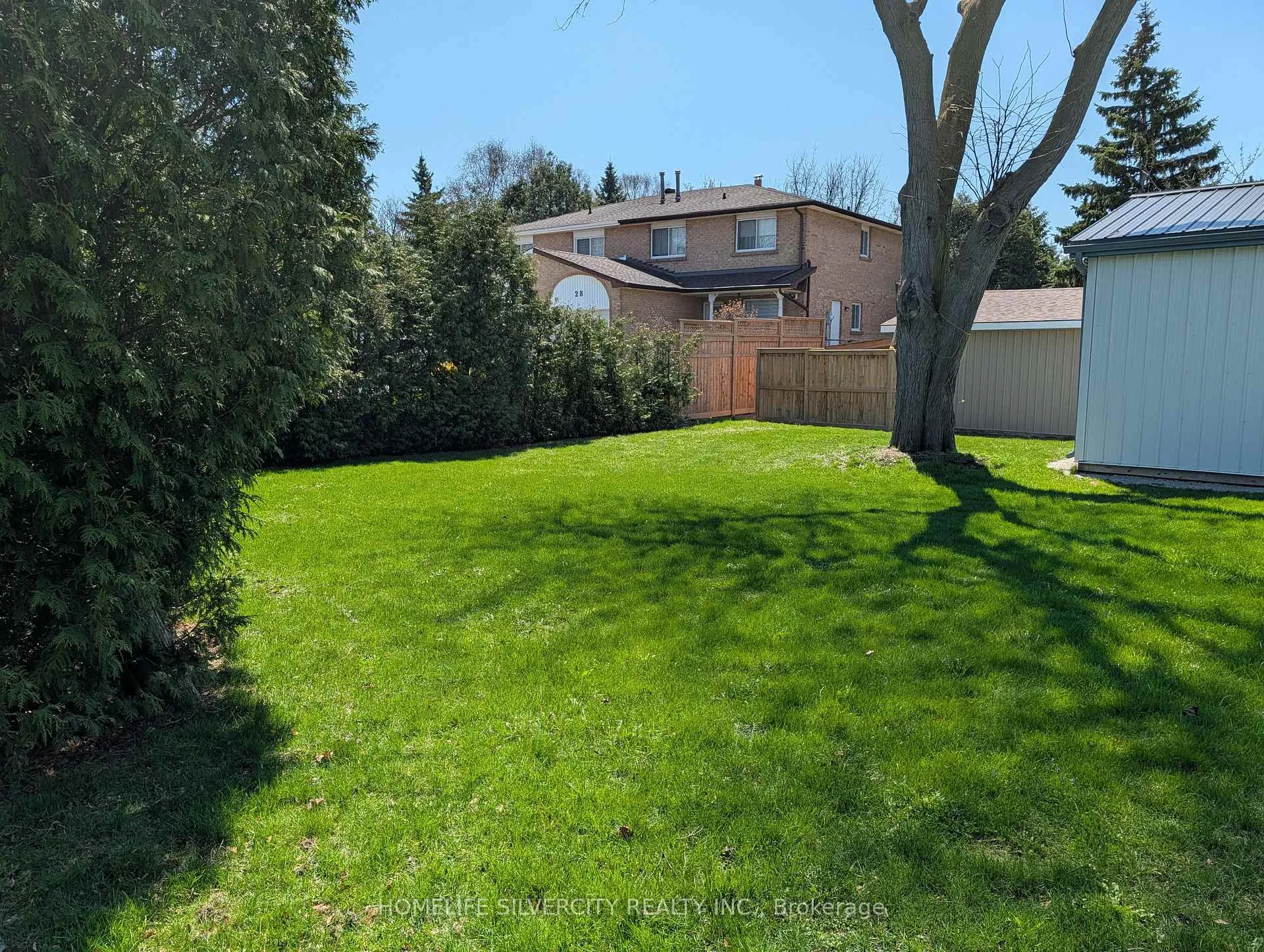 Photo 11 of 65 English Street, Brampton, Brampton West — HOMEH