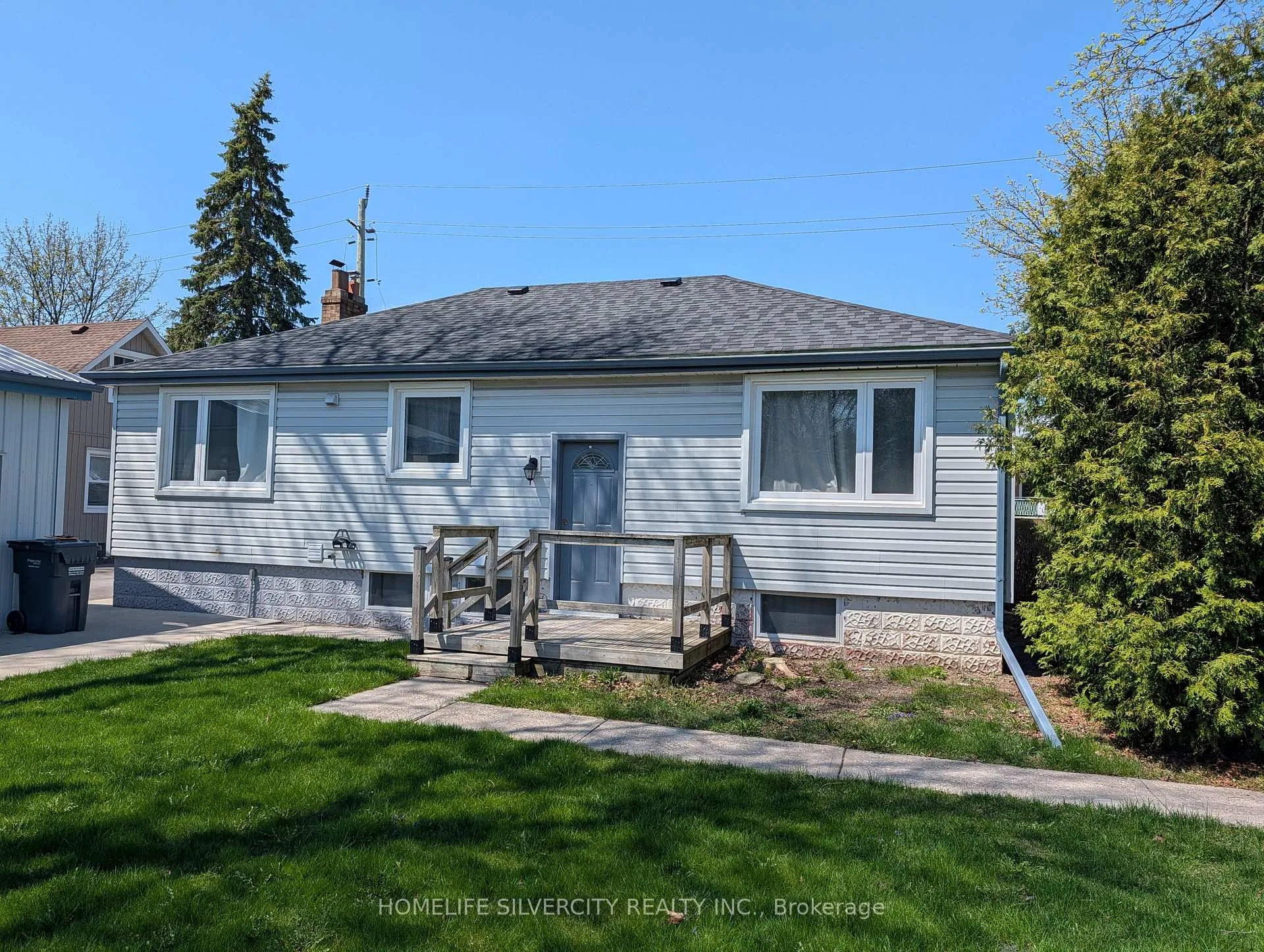Photo 13 of 65 English Street, Brampton, Brampton West — HOMEH