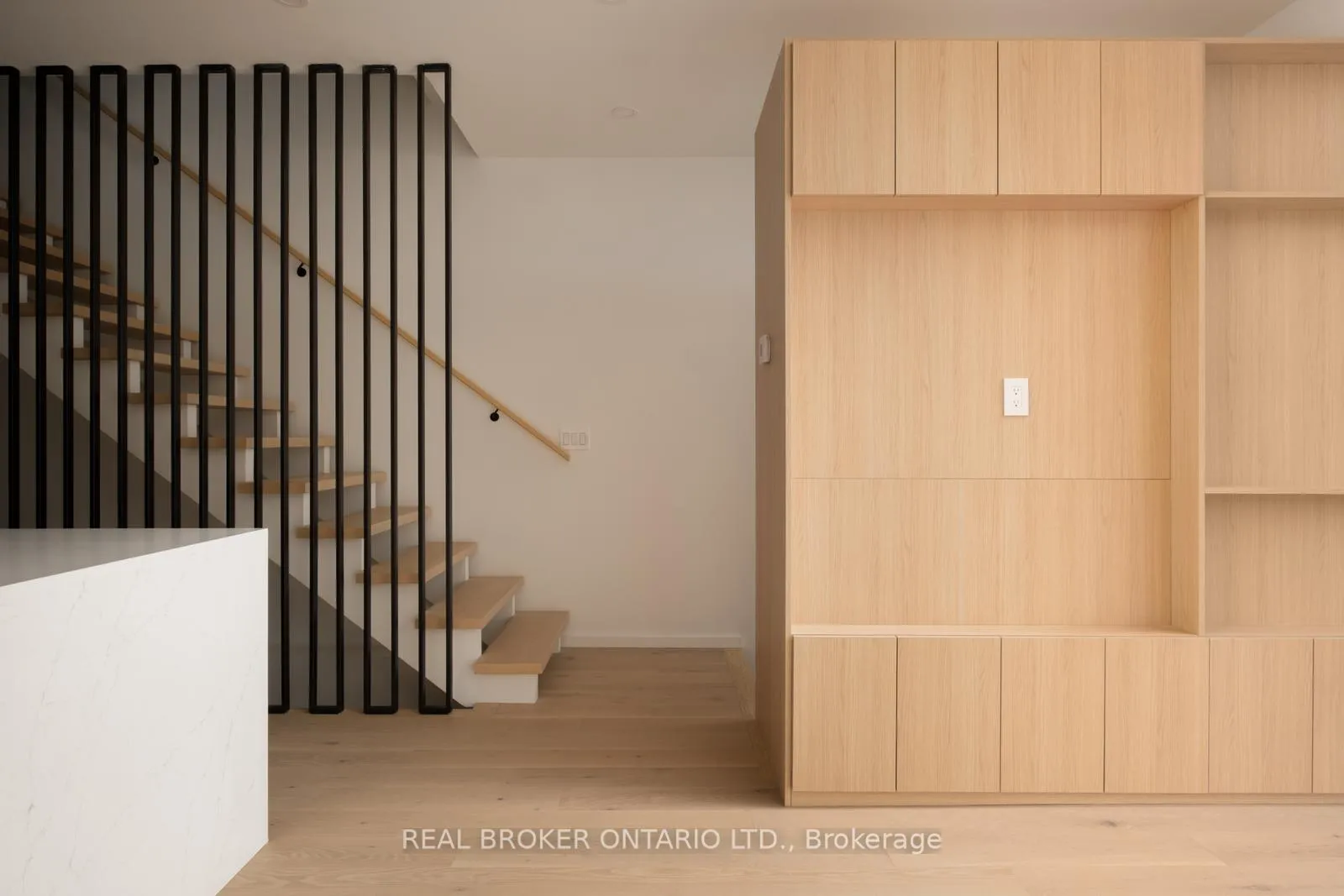 Photo 2 of Unit B, 36 Arundel Avenue, Toronto, Playter Estates-Danforth — HOMEH