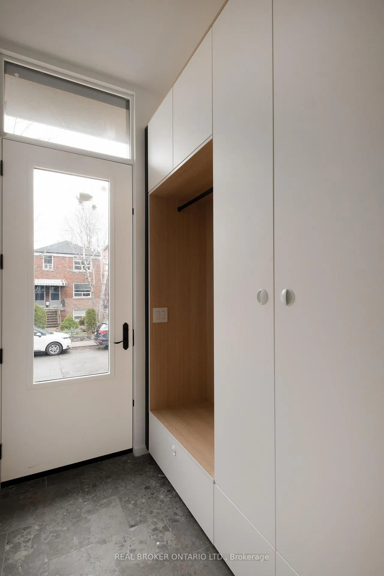 Photo 3 of Unit B, 36 Arundel Avenue, Toronto, Playter Estates-Danforth — HOMEH