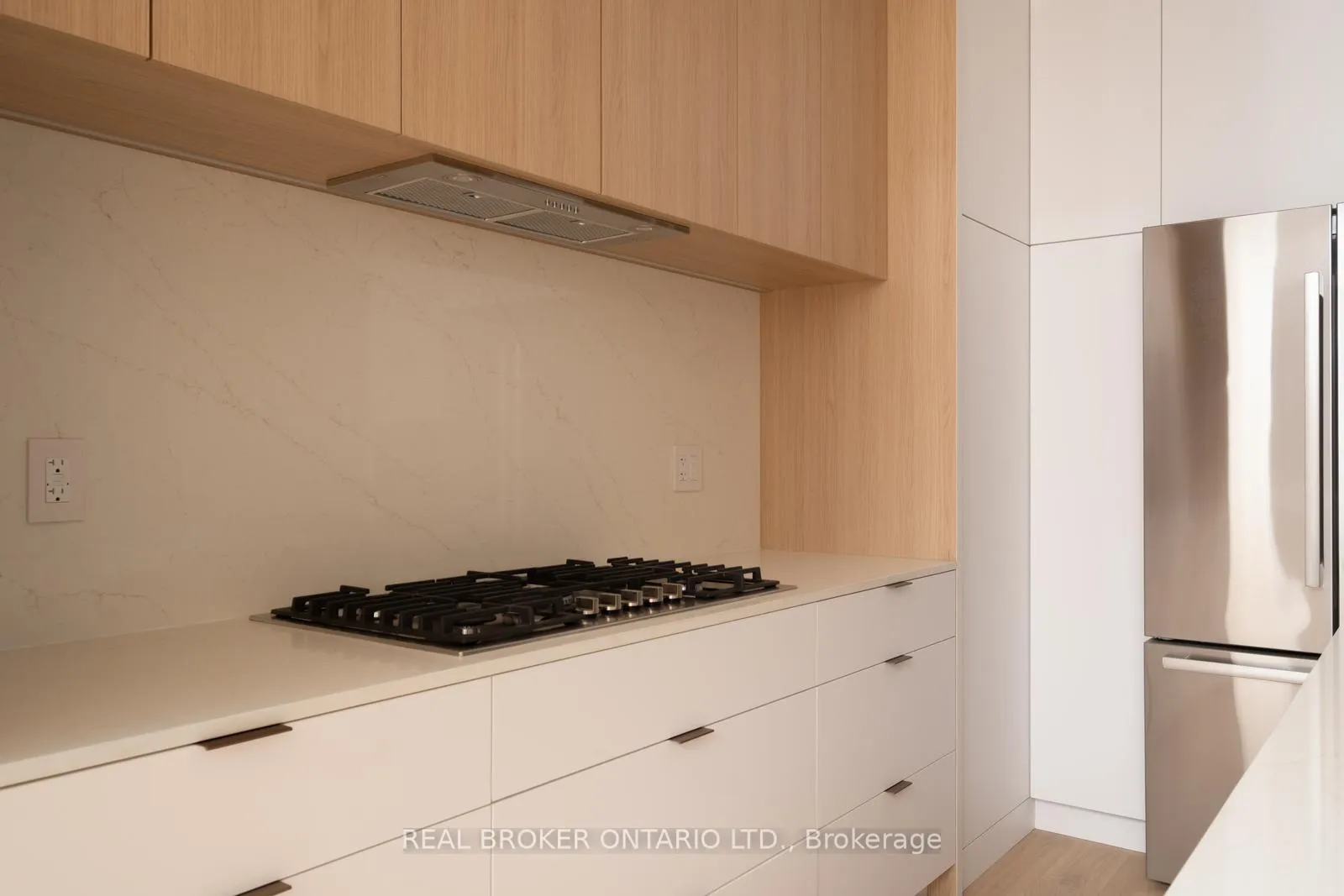 Photo 10 of Unit B, 36 Arundel Avenue, Toronto, Playter Estates-Danforth — HOMEH