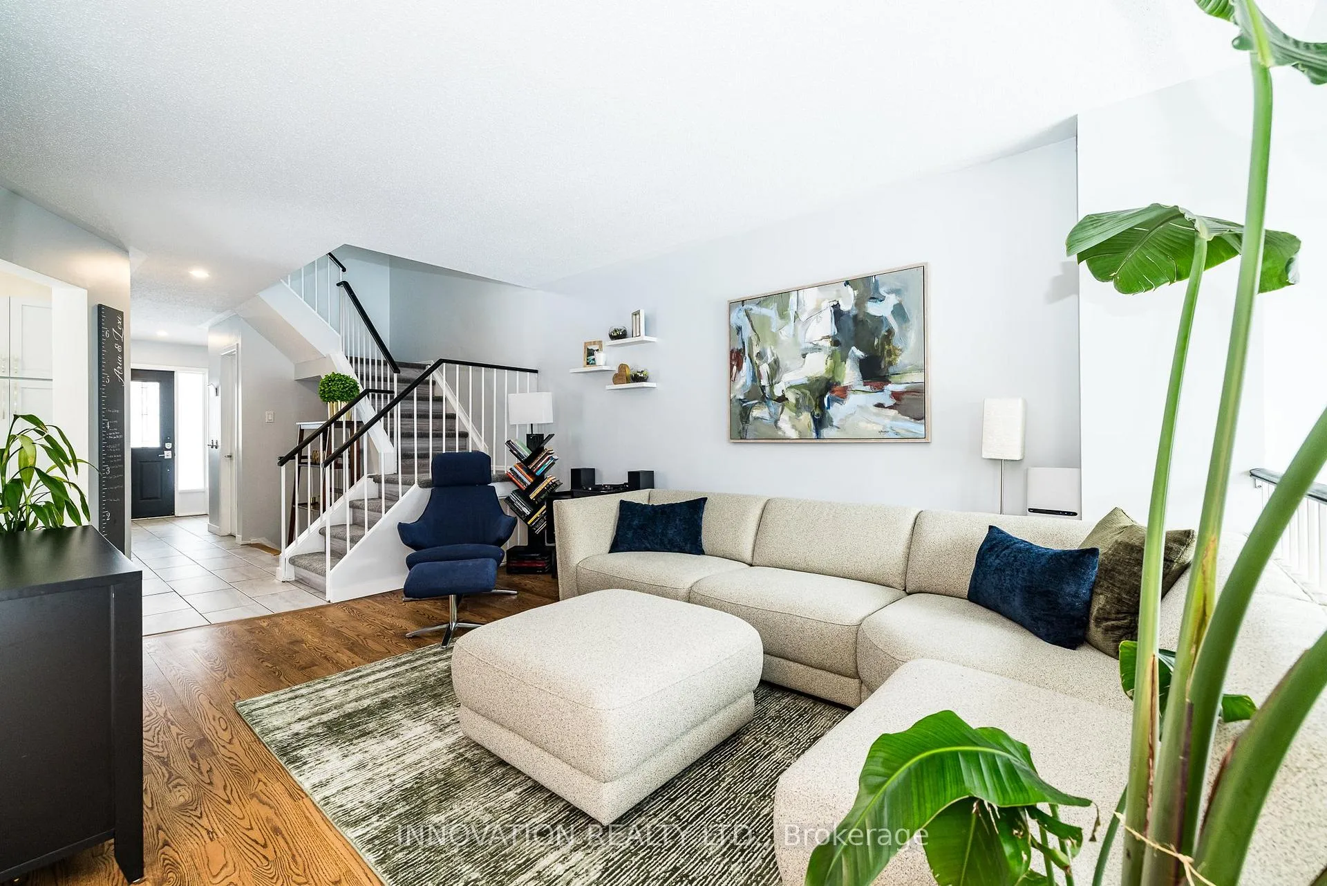 Photo 7 of 128 Pickwick Drive, Ottawa, Barrhaven - Cedargrove/Fraserdale — HOMEH