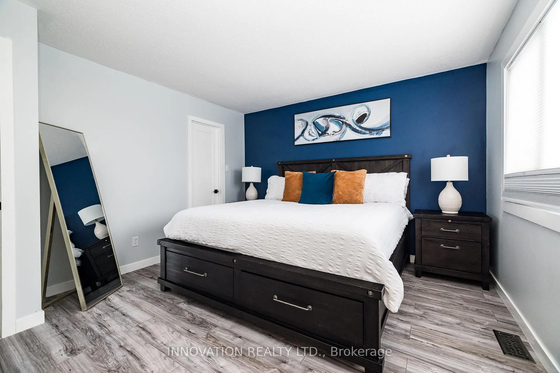 Photo 17 of 128 Pickwick Drive, Ottawa, Barrhaven - Cedargrove/Fraserdale — HOMEH