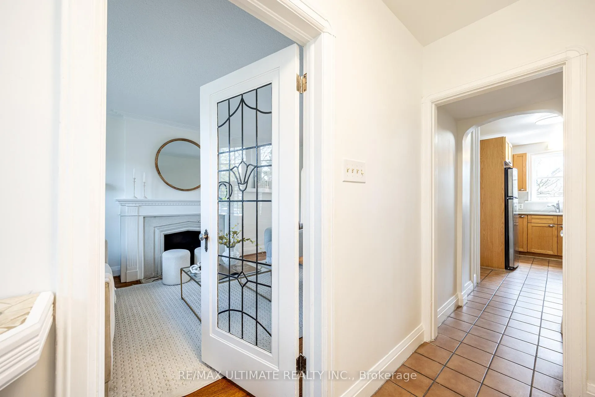 Photo 7 of 165 Divadale Drive, Toronto, Leaside — HOMEH