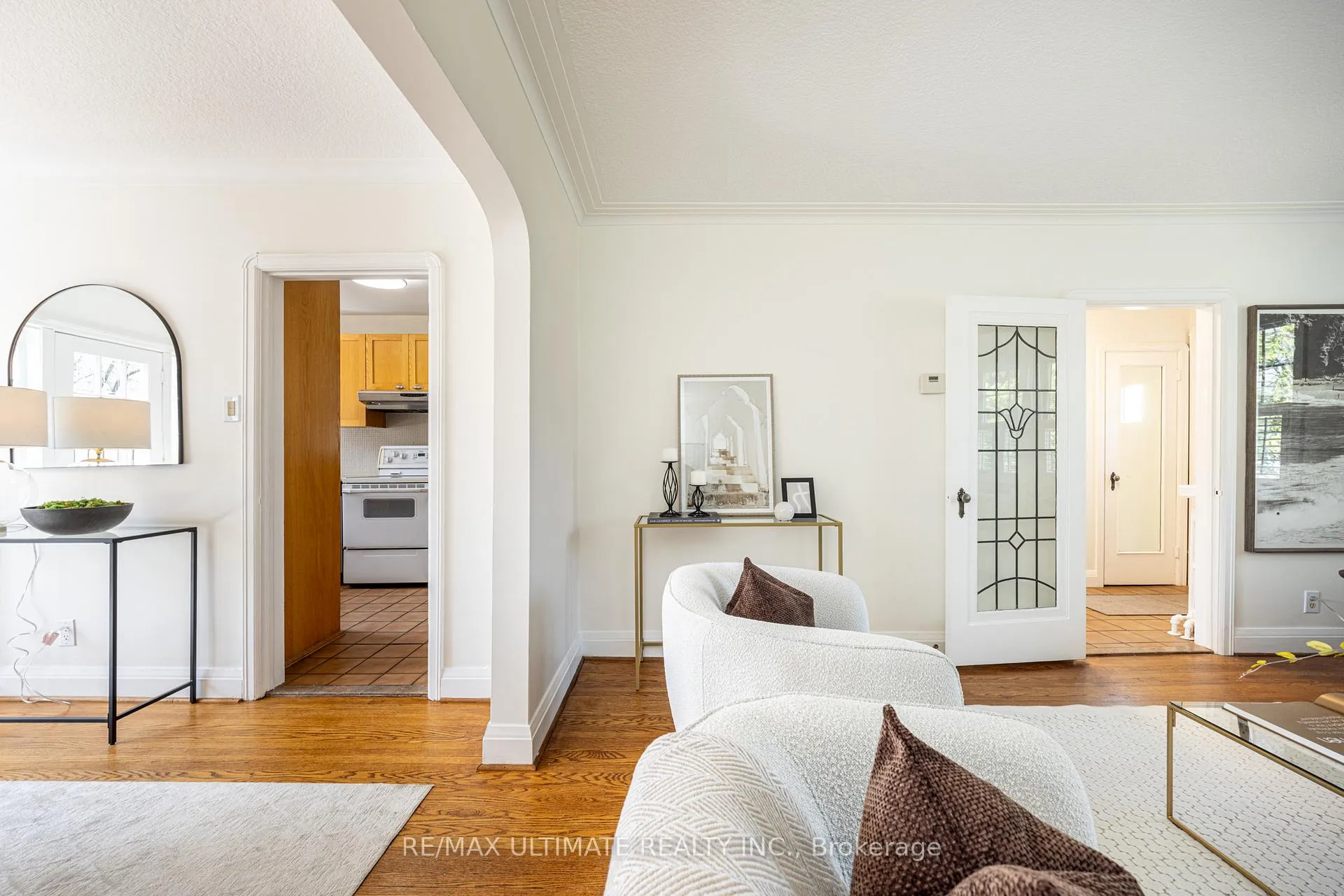 Photo 16 of 165 Divadale Drive, Toronto, Leaside — HOMEH