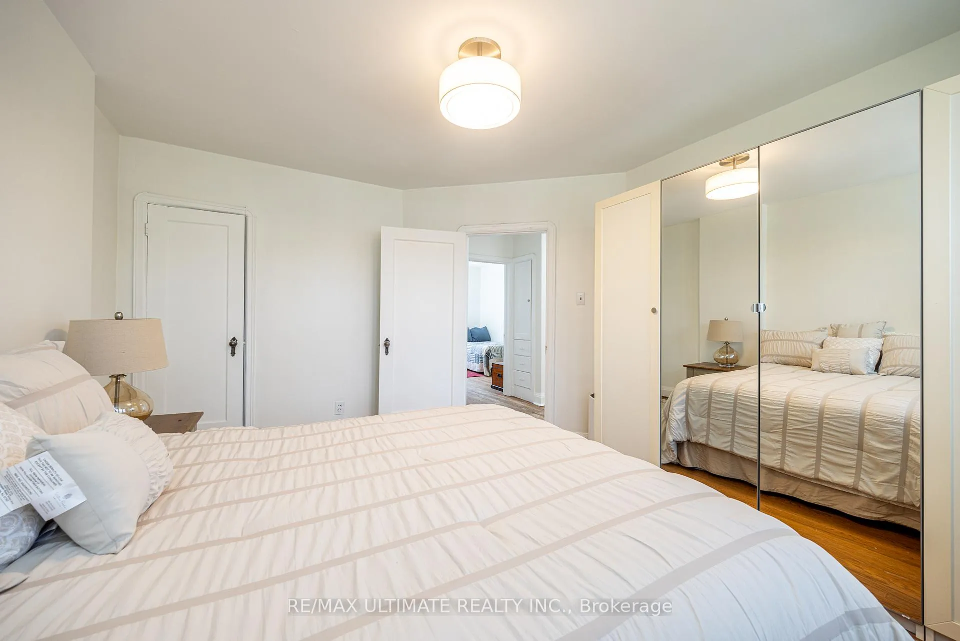 Photo 29 of 165 Divadale Drive, Toronto, Leaside — HOMEH
