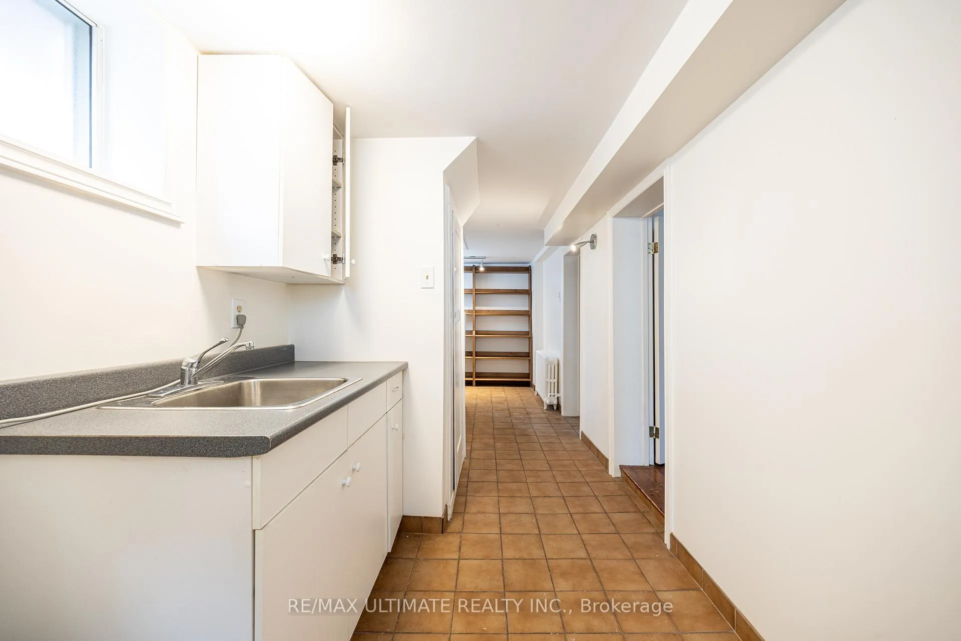 Photo 40 of 165 Divadale Drive, Toronto, Leaside — HOMEH