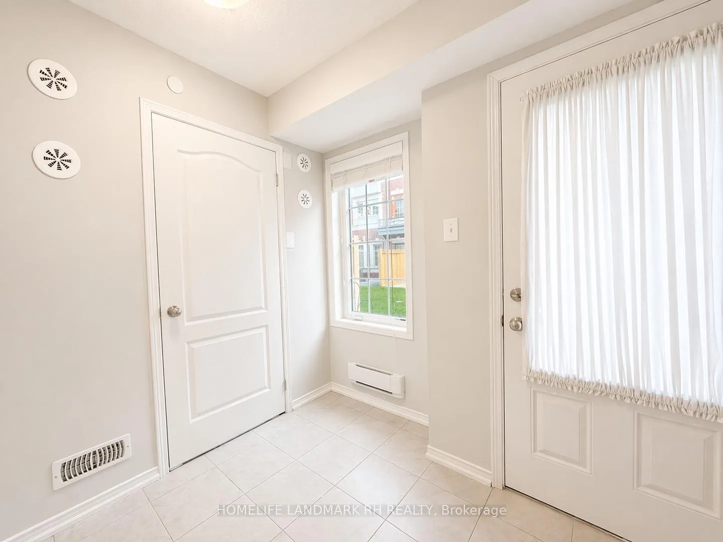 Photo 9 of 21 Filly Path, Oshawa, Windfields — HOMEH
