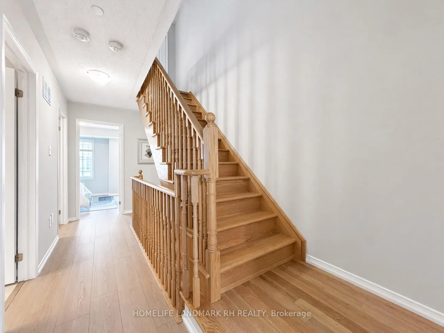 Photo 15 of 21 Filly Path, Oshawa, Windfields — HOMEH