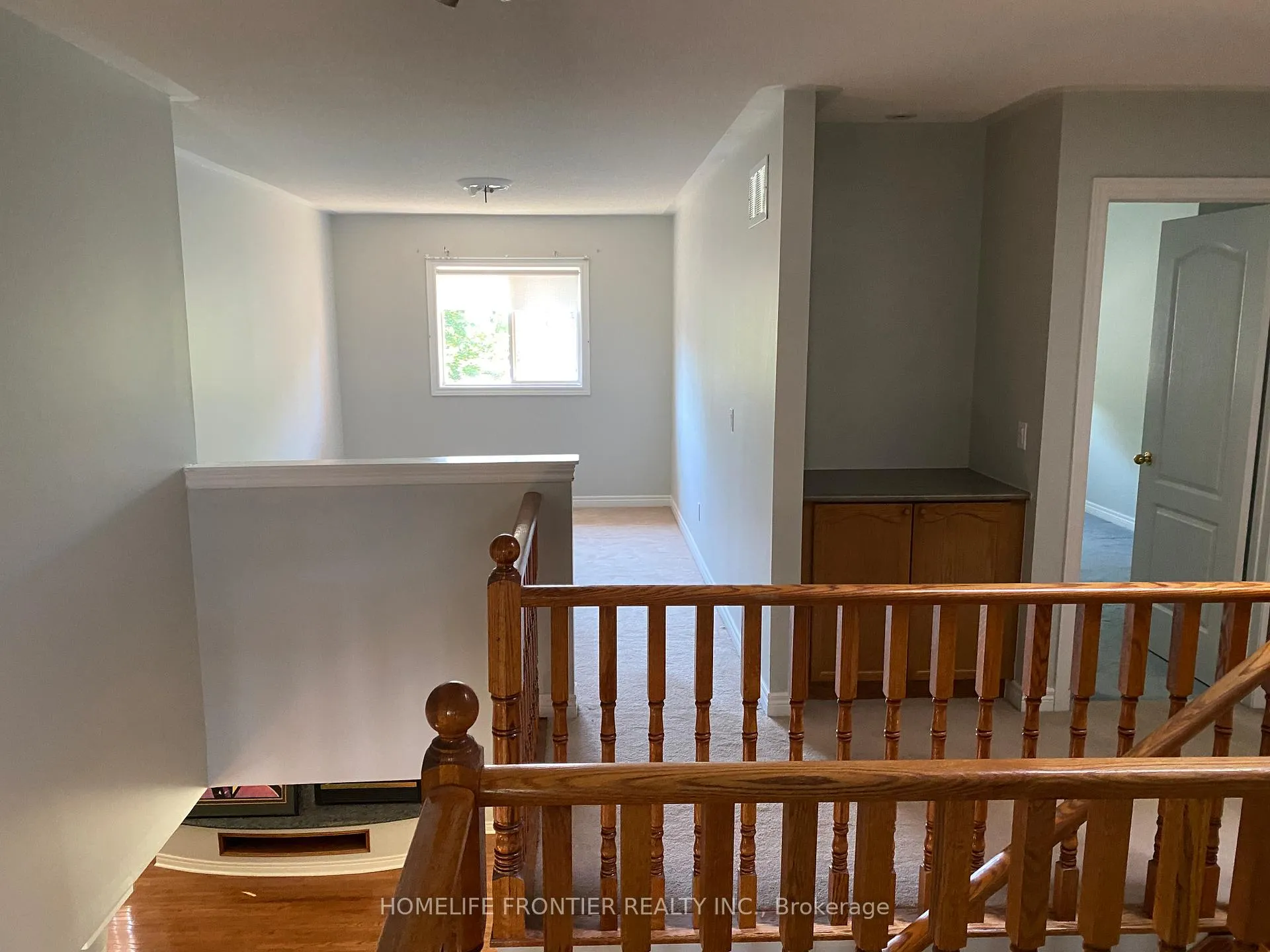 Photo 7 of 87 Estate Garden Drive, Richmond Hill, Oak Ridges — HOMEH