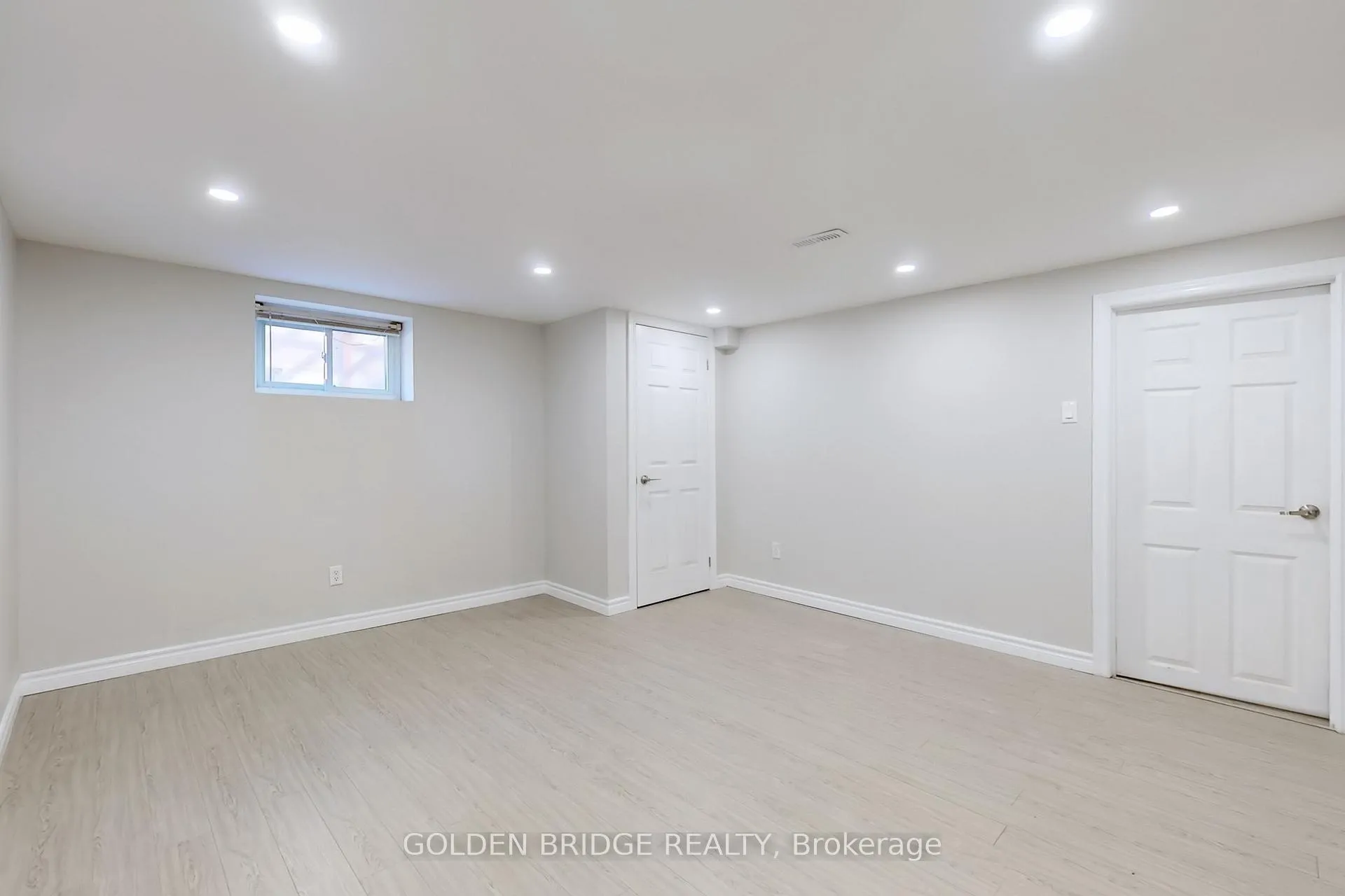 Photo 27 of 438 Centre Street E, Richmond Hill, Crosby — HOMEH
