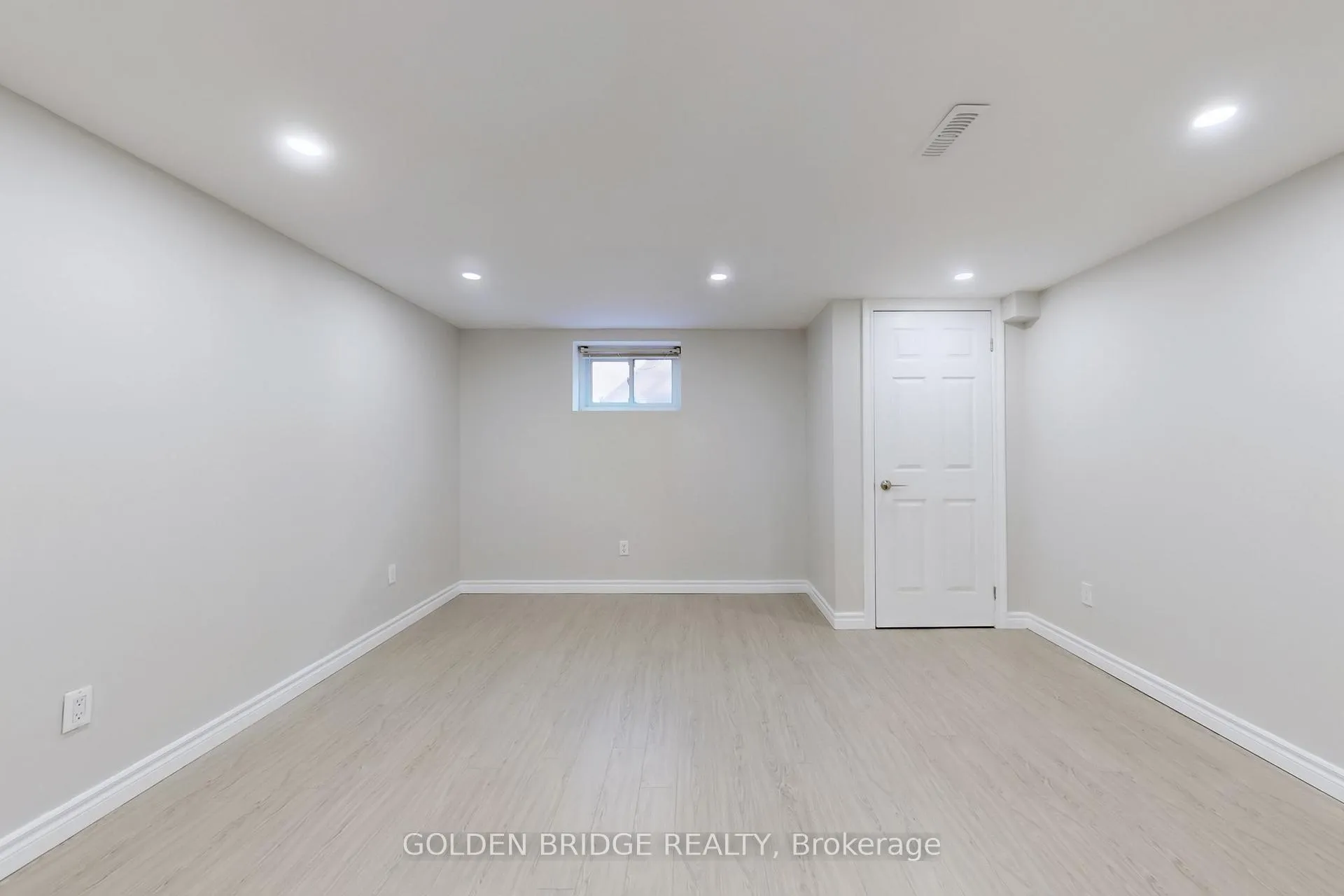 Photo 28 of 438 Centre Street E, Richmond Hill, Crosby — HOMEH