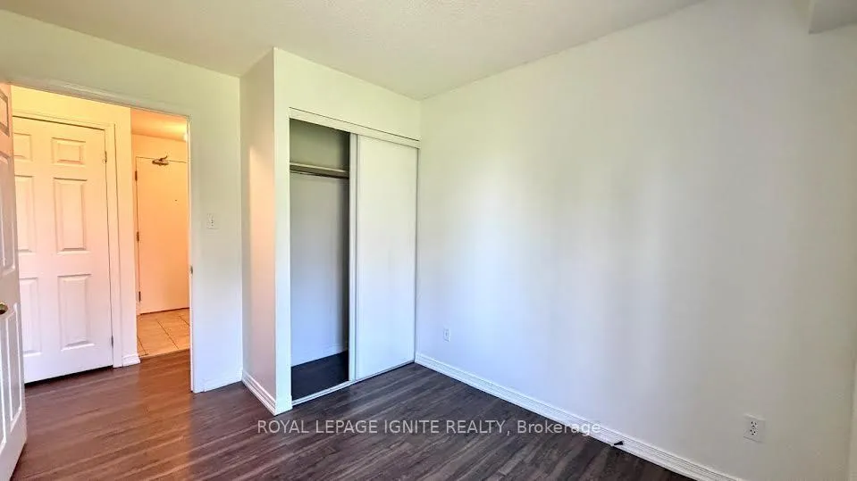 Photo 11 of Unit 209, 94 Aspen Springs Drive, Clarington, Bowmanville — HOMEH
