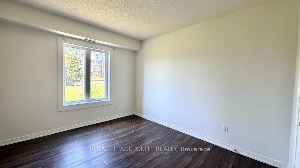Photo 13 of Unit 209, 94 Aspen Springs Drive, Clarington, Bowmanville — HOMEH