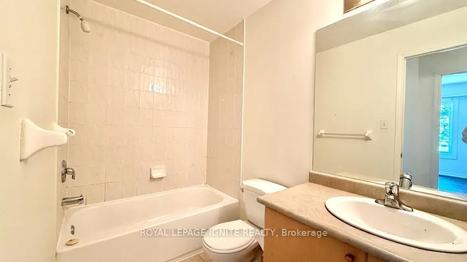 Photo 15 of Unit 209, 94 Aspen Springs Drive, Clarington, Bowmanville — HOMEH