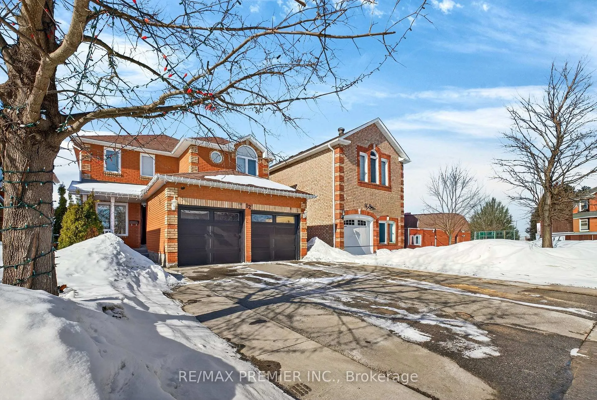 Photo 2 of 12 Bayview Street, Brampton, Northwood Park — HOMEH