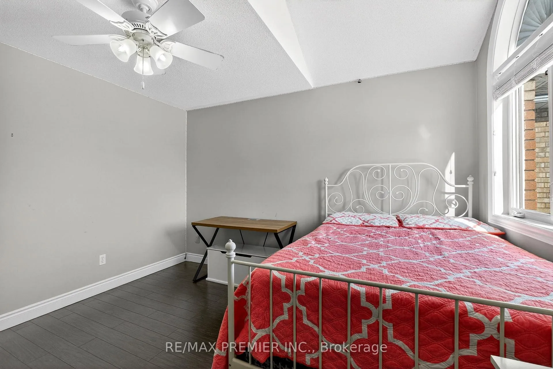 Photo 35 of 12 Bayview Street, Brampton, Northwood Park — HOMEH