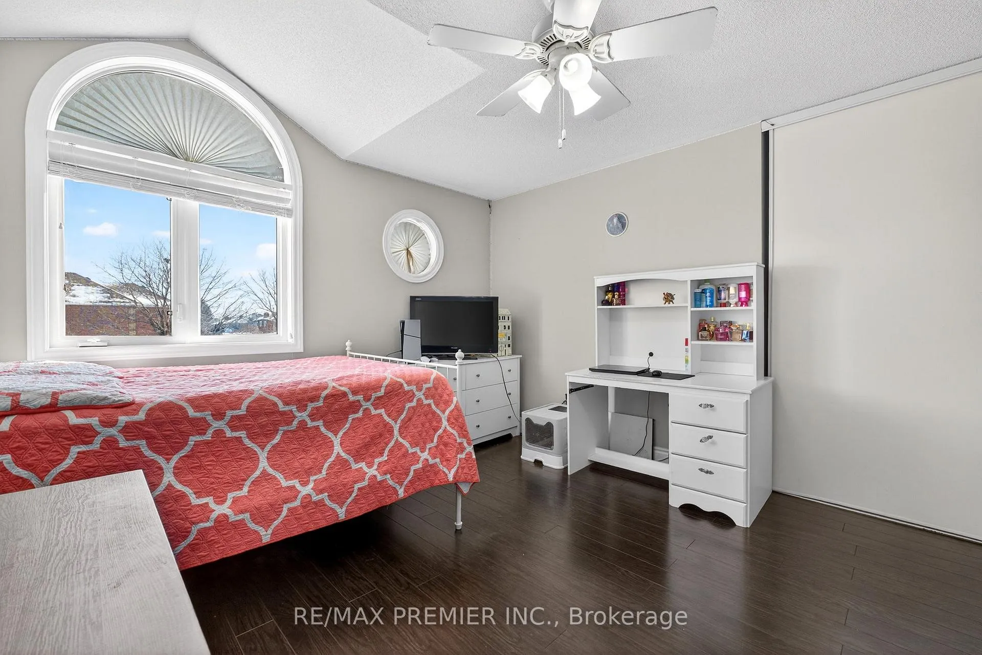 Photo 37 of 12 Bayview Street, Brampton, Northwood Park — HOMEH