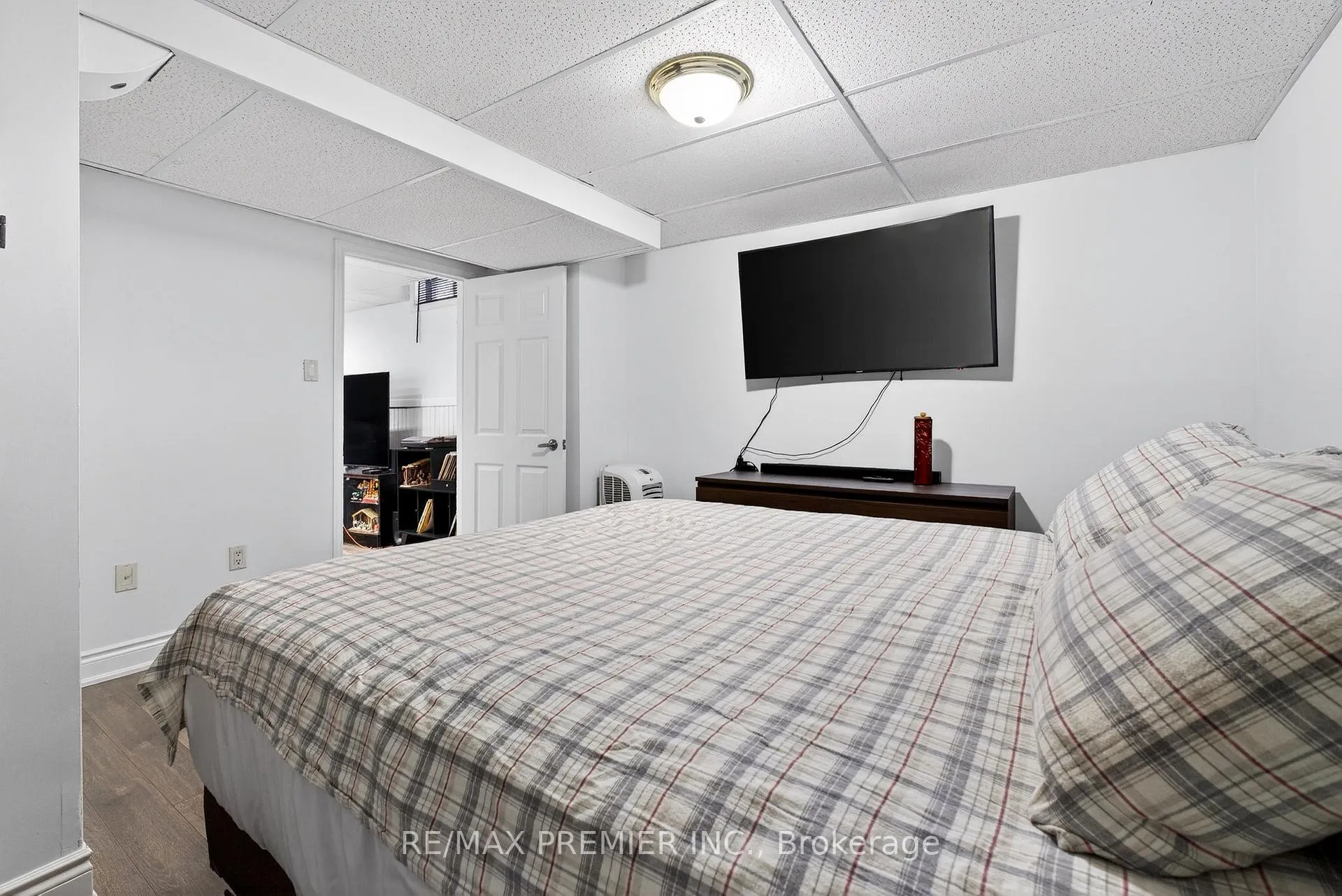 Photo 44 of 12 Bayview Street, Brampton, Northwood Park — HOMEH