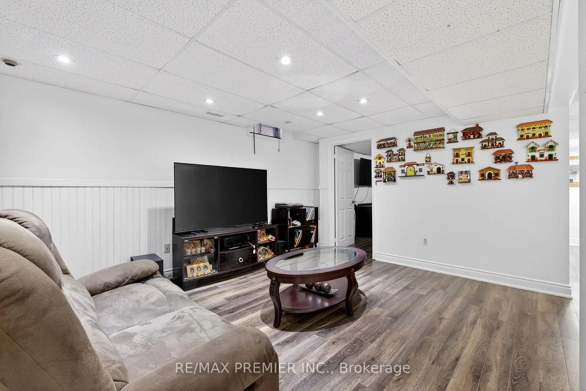 Photo 45 of 12 Bayview Street, Brampton, Northwood Park — HOMEH