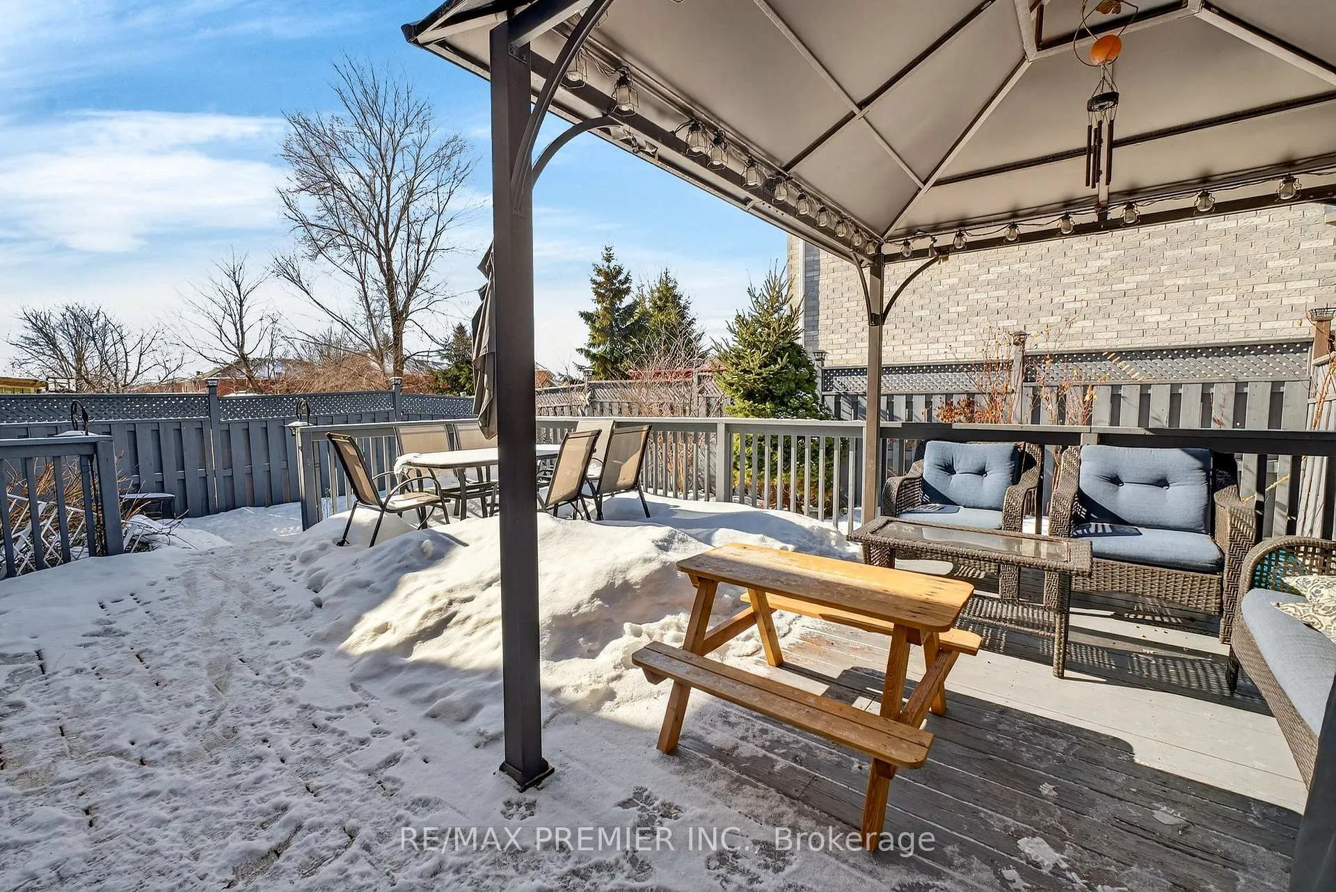 Photo 47 of 12 Bayview Street, Brampton, Northwood Park — HOMEH