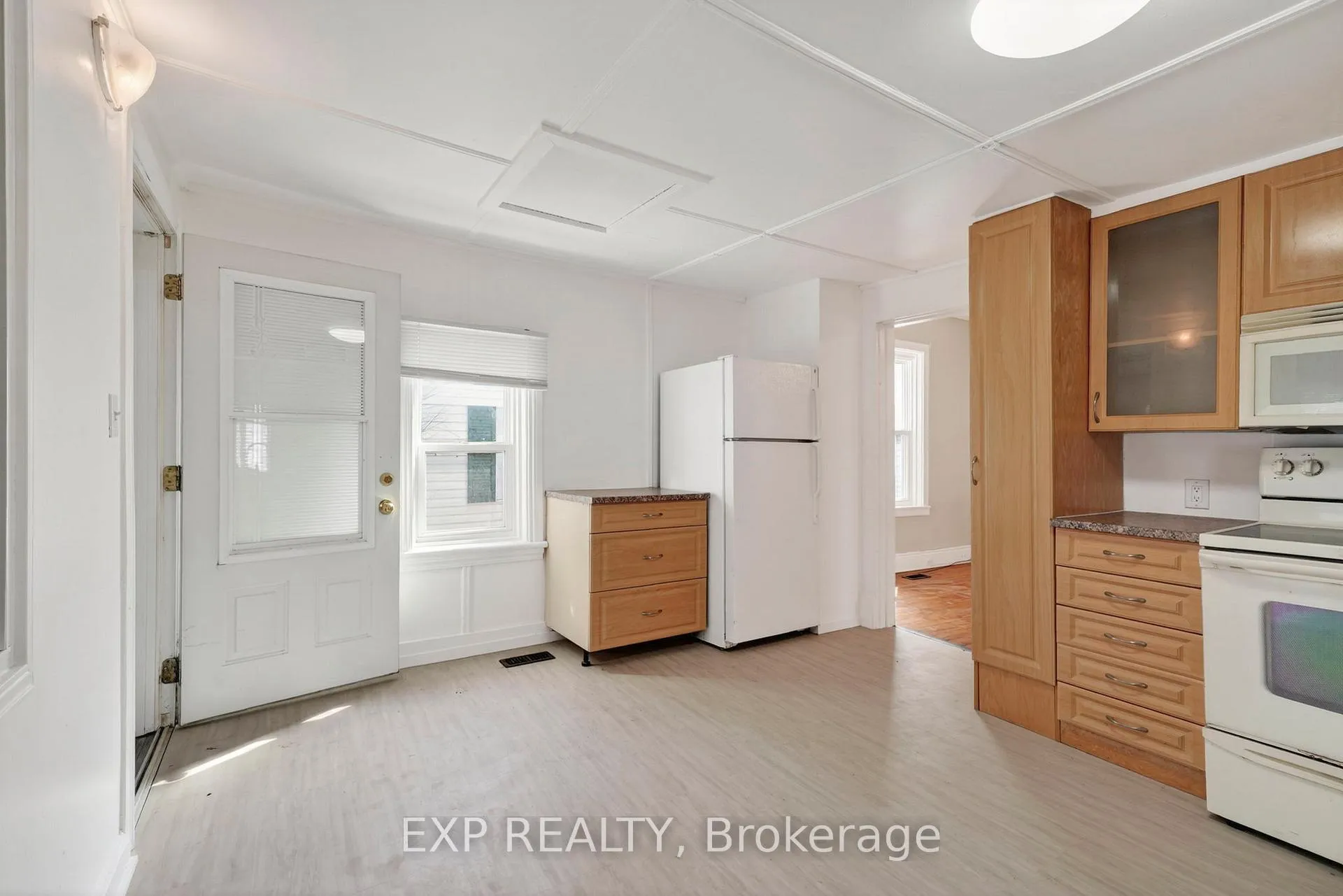 Photo 15 of 231 Water Street W, Cornwall — HOMEH