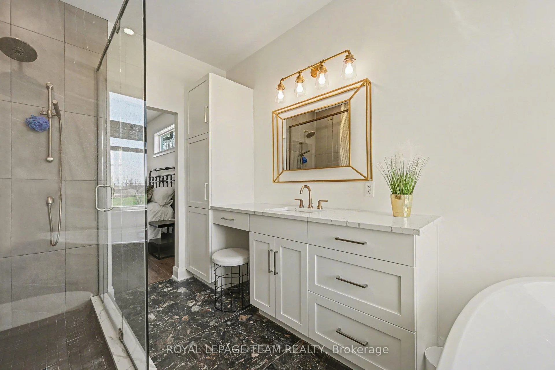 Photo 22 of 121 Grasshopper Lane, Ottawa, Kanata - Kanata (North East) — HOMEH