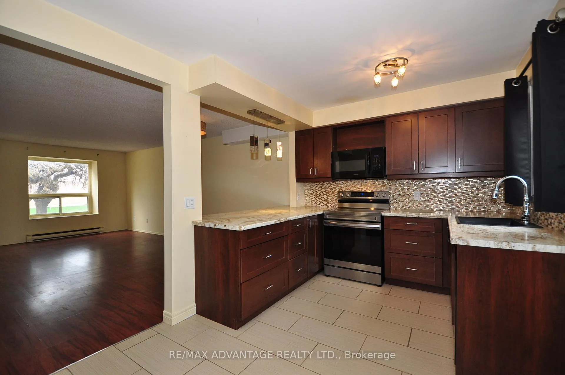 Photo 9 of Unit 27, 1430 Jalna Boulevard, London, South X — HOMEH