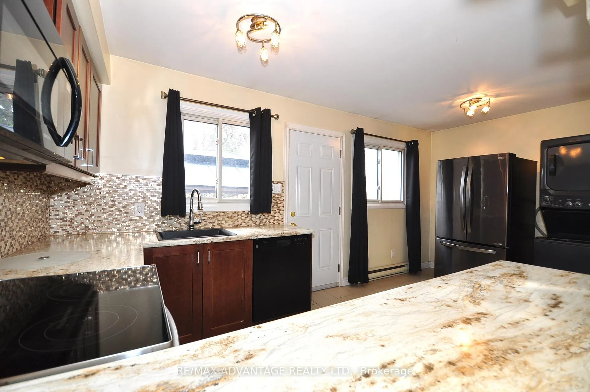 Photo 10 of Unit 27, 1430 Jalna Boulevard, London, South X — HOMEH