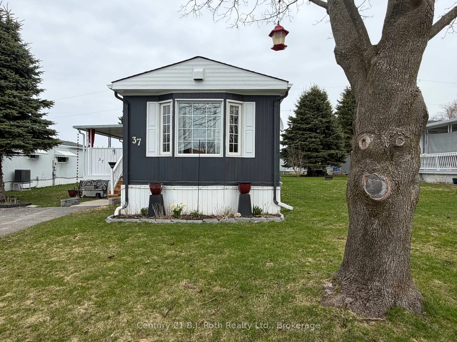 Photo 4 of 37 Berts Road, Midland — HOMEH