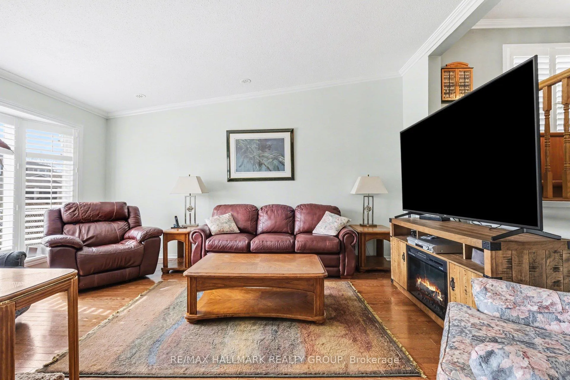 Photo 7 of 641 Wilkie Drive, Ottawa, Fallingbrook/Pineridge — HOMEH