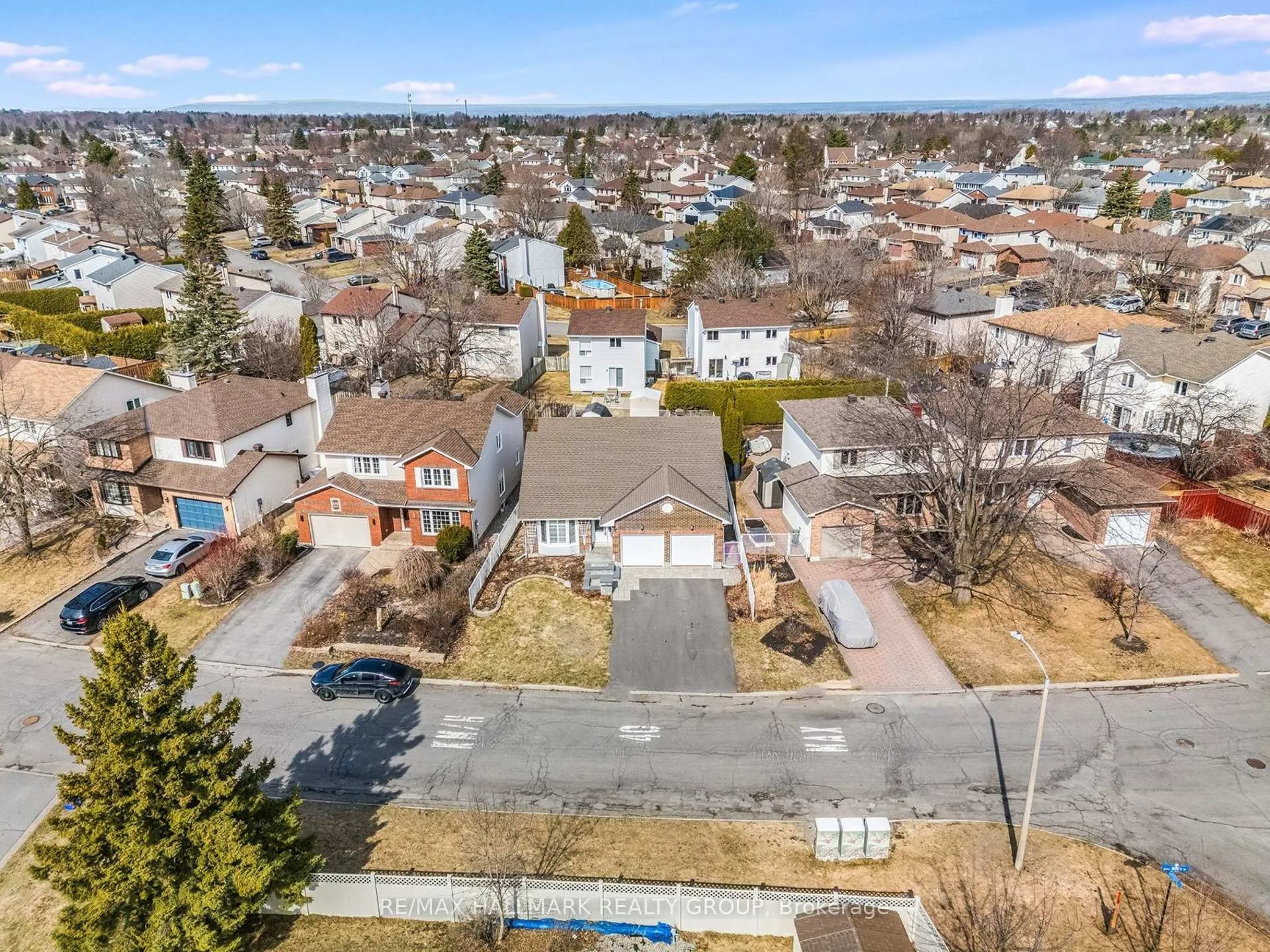 Photo 26 of 641 Wilkie Drive, Ottawa, Fallingbrook/Pineridge — HOMEH