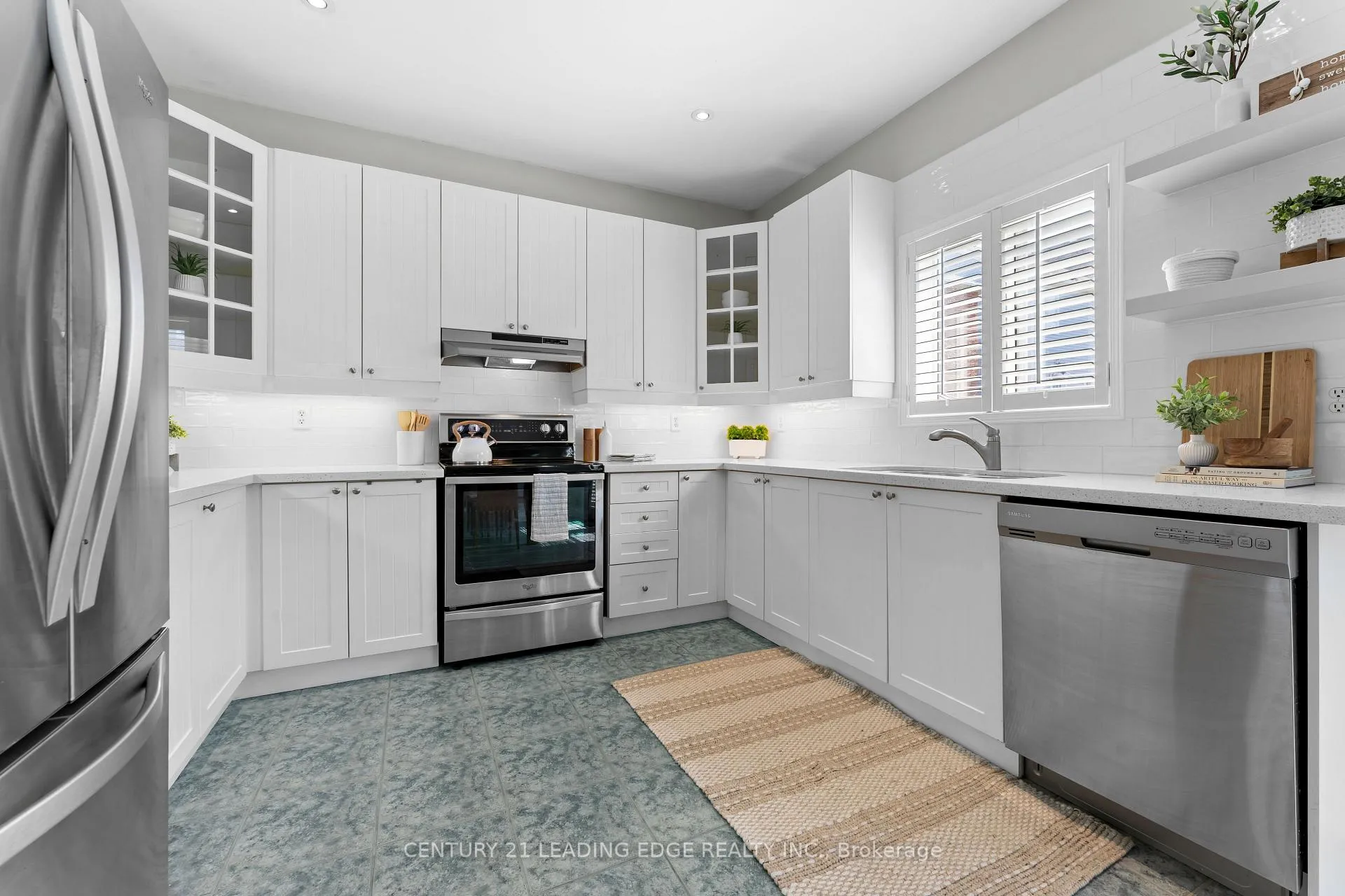 Photo 8 of 31 Kingham Avenue, Ajax, South East — HOMEH
