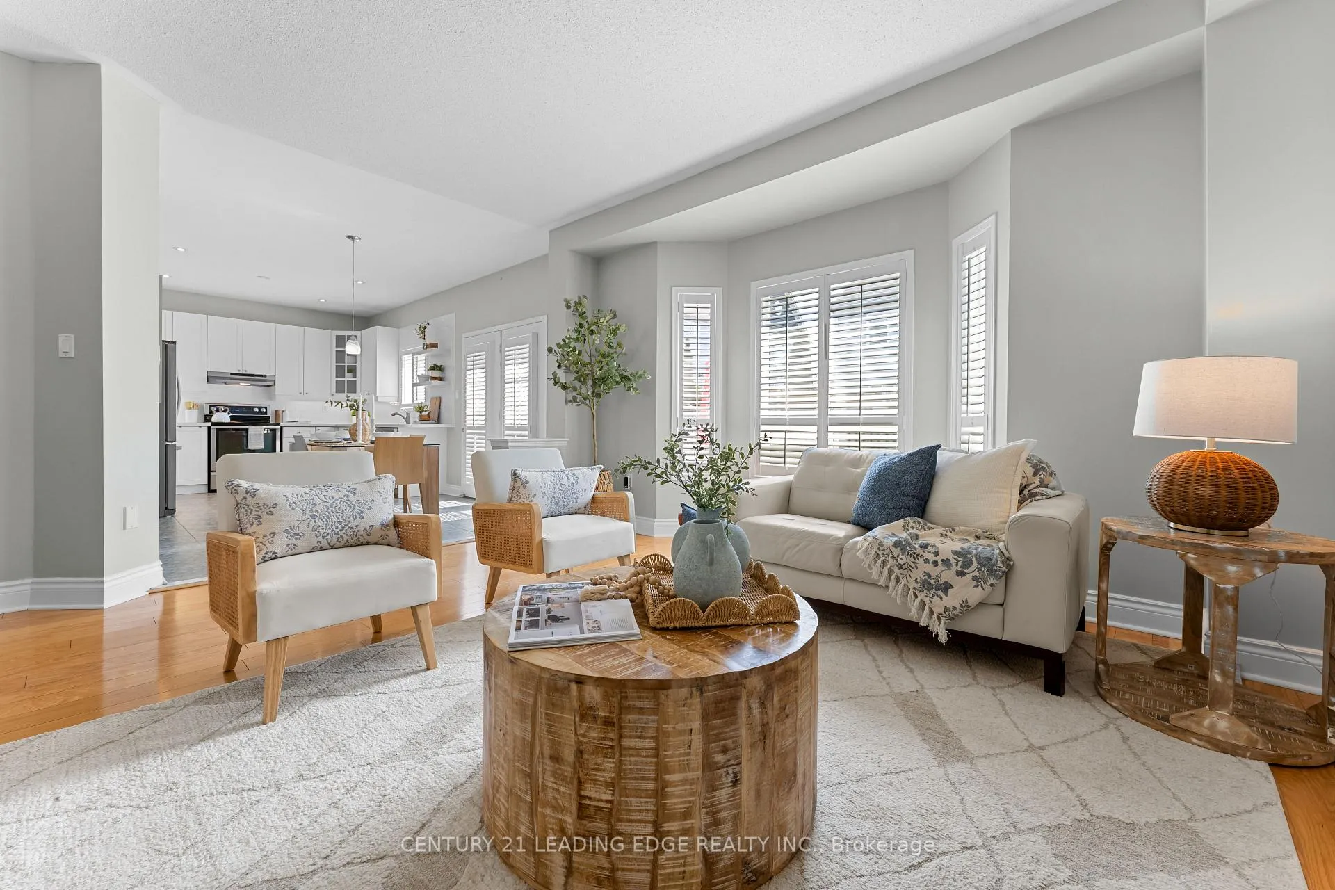Photo 14 of 31 Kingham Avenue, Ajax, South East — HOMEH