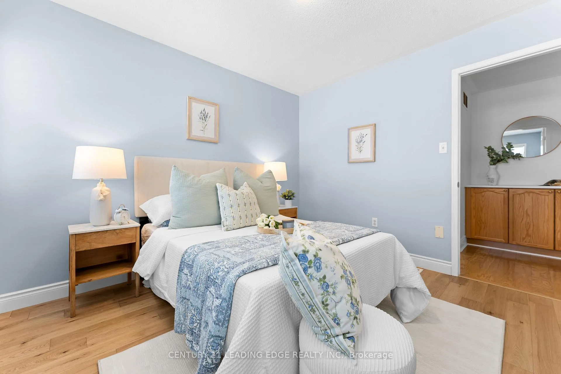 Photo 29 of 31 Kingham Avenue, Ajax, South East — HOMEH