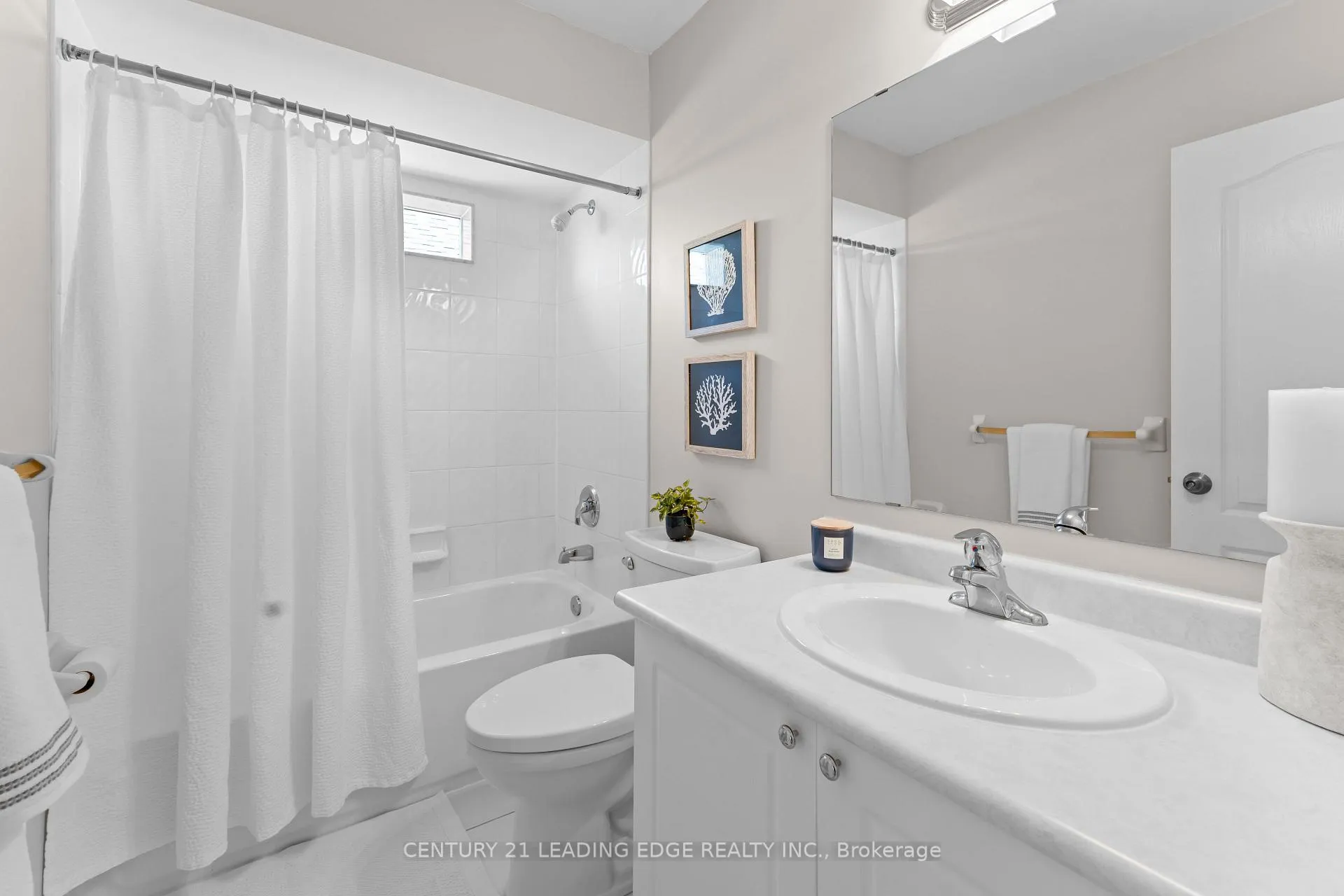 Photo 35 of 31 Kingham Avenue, Ajax, South East — HOMEH