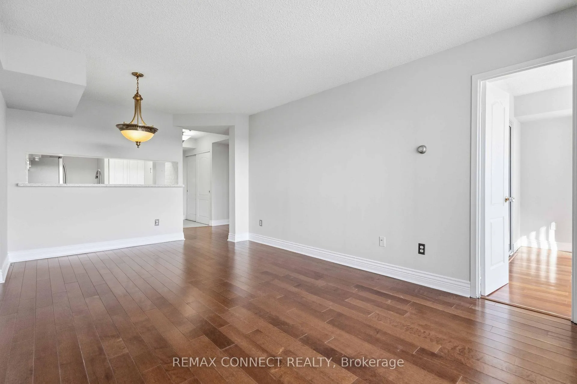 Photo 24 of Unit 814, 712 Rossland Road, Whitby, Pringle Creek — HOMEH