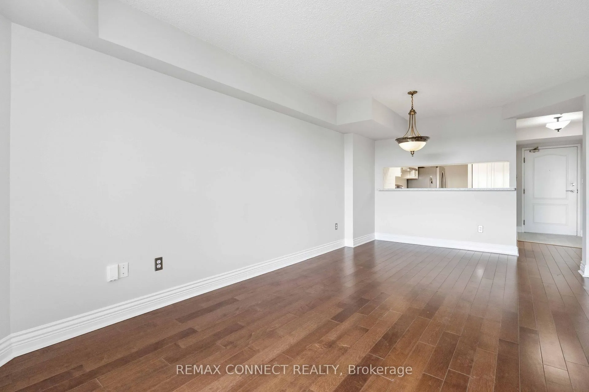 Photo 26 of Unit 814, 712 Rossland Road, Whitby, Pringle Creek — HOMEH