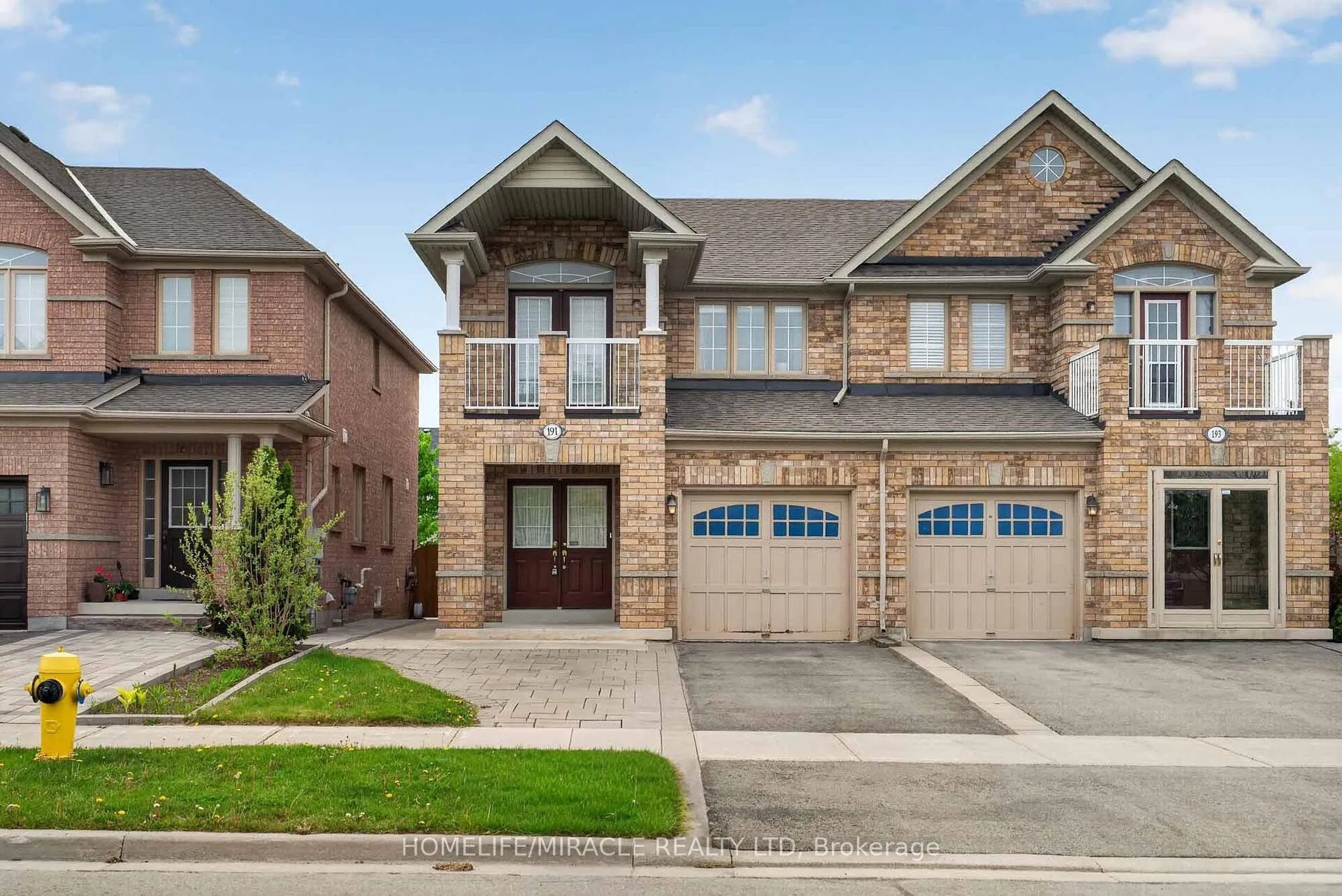 Photo 3 of 191 Petticoat Road, Vaughan, Patterson — HOMEH