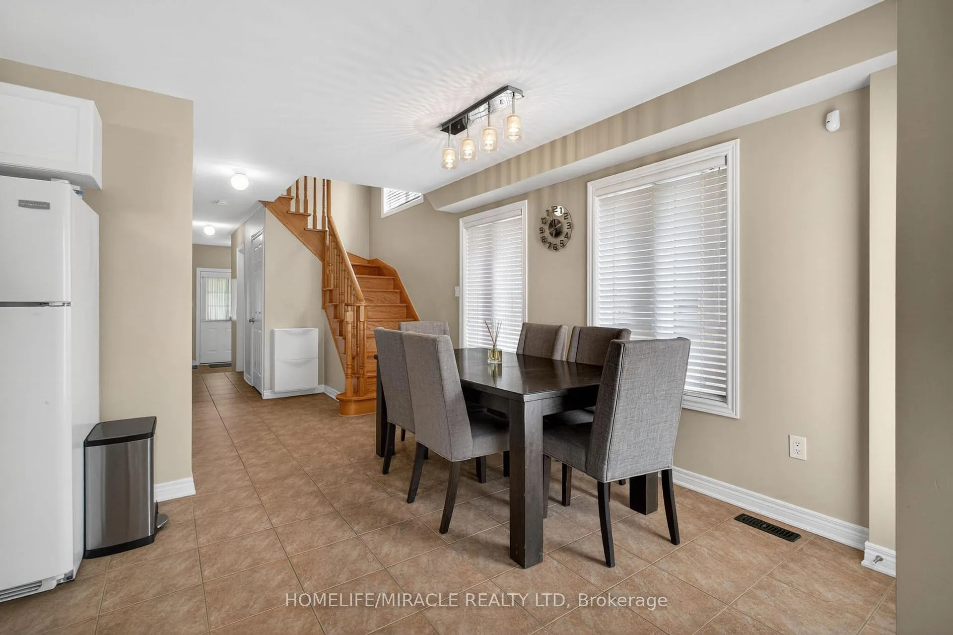 Photo 11 of 191 Petticoat Road, Vaughan, Patterson — HOMEH