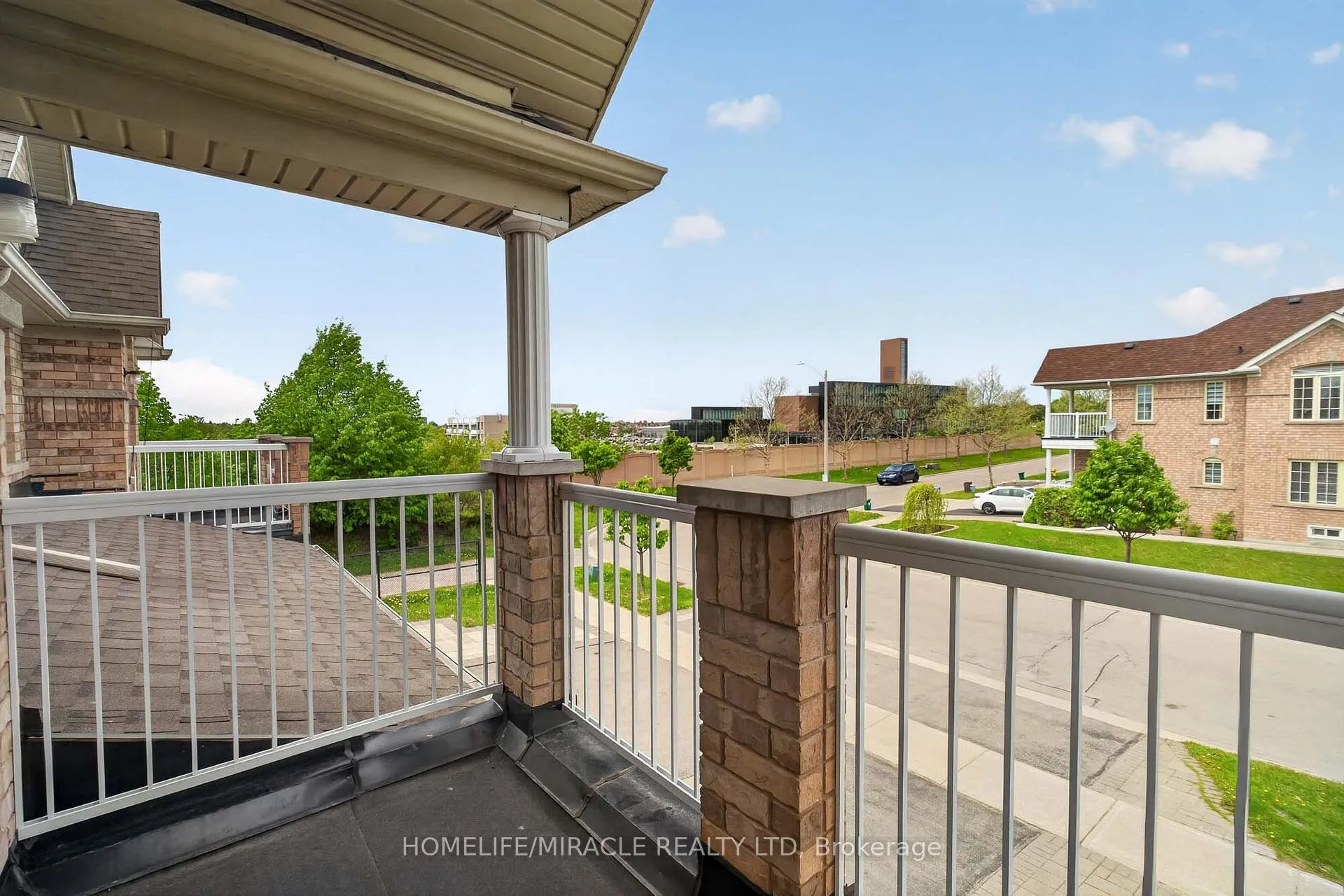 Photo 31 of 191 Petticoat Road, Vaughan, Patterson — HOMEH