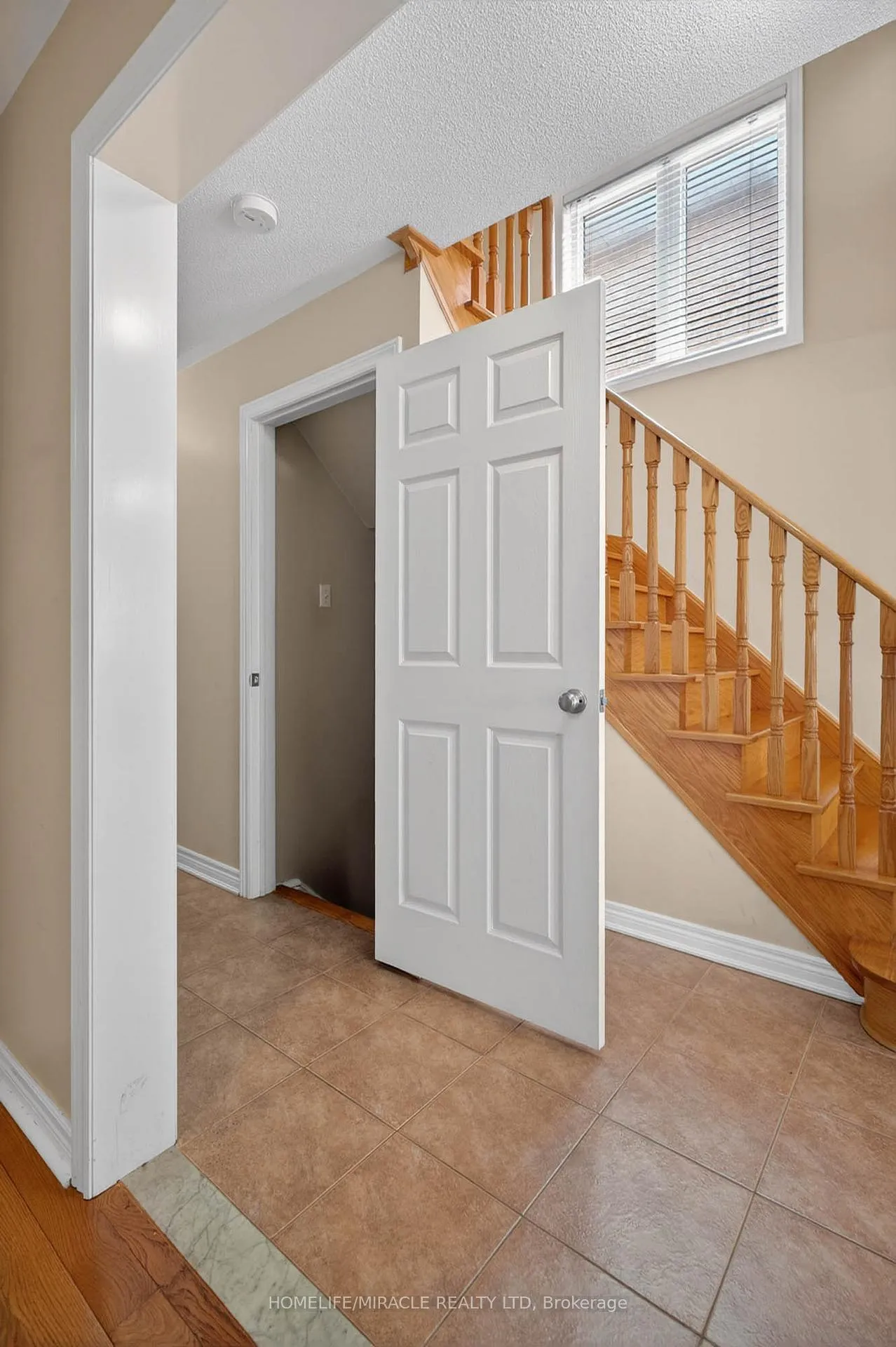 Photo 33 of 191 Petticoat Road, Vaughan, Patterson — HOMEH