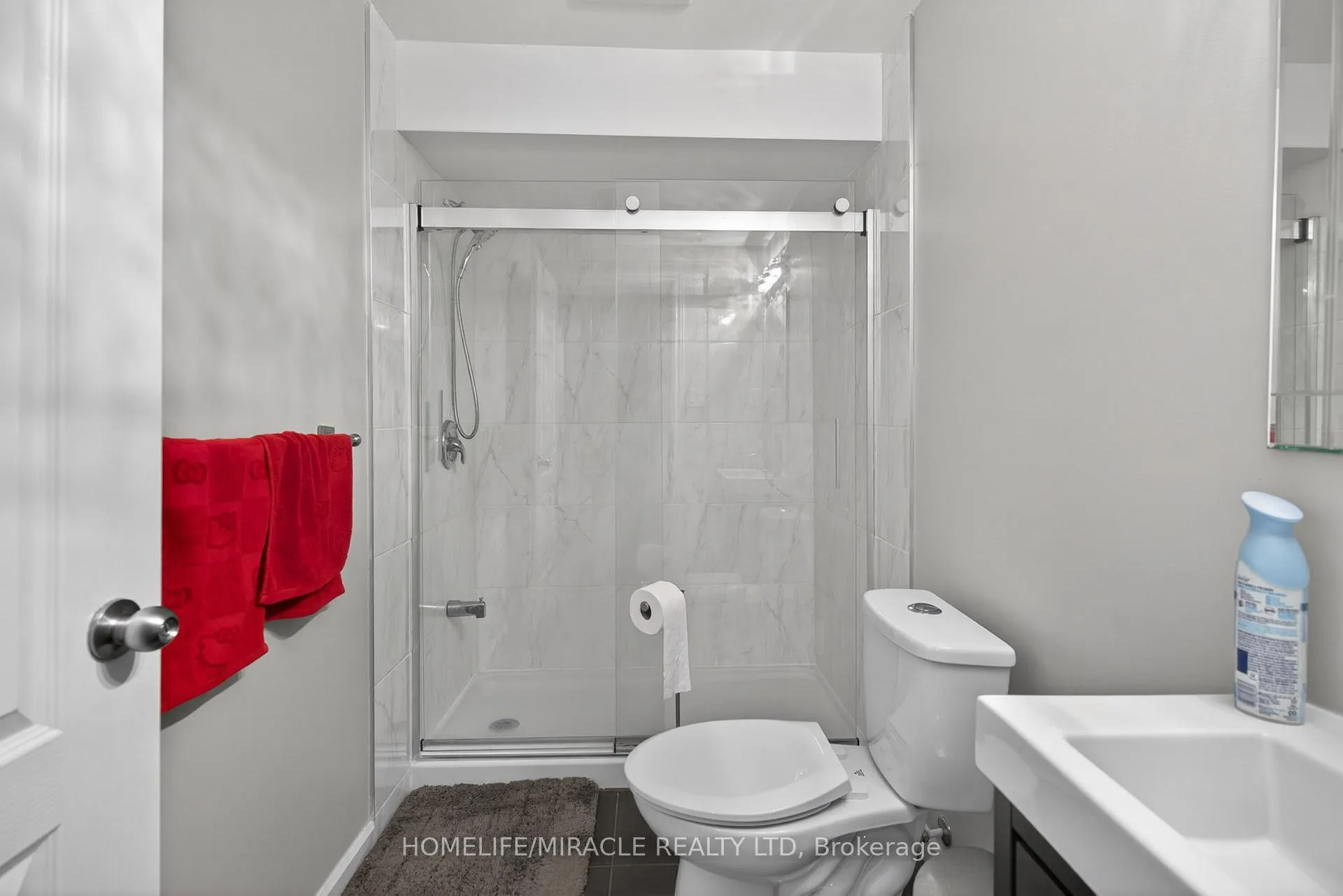 Photo 38 of 191 Petticoat Road, Vaughan, Patterson — HOMEH