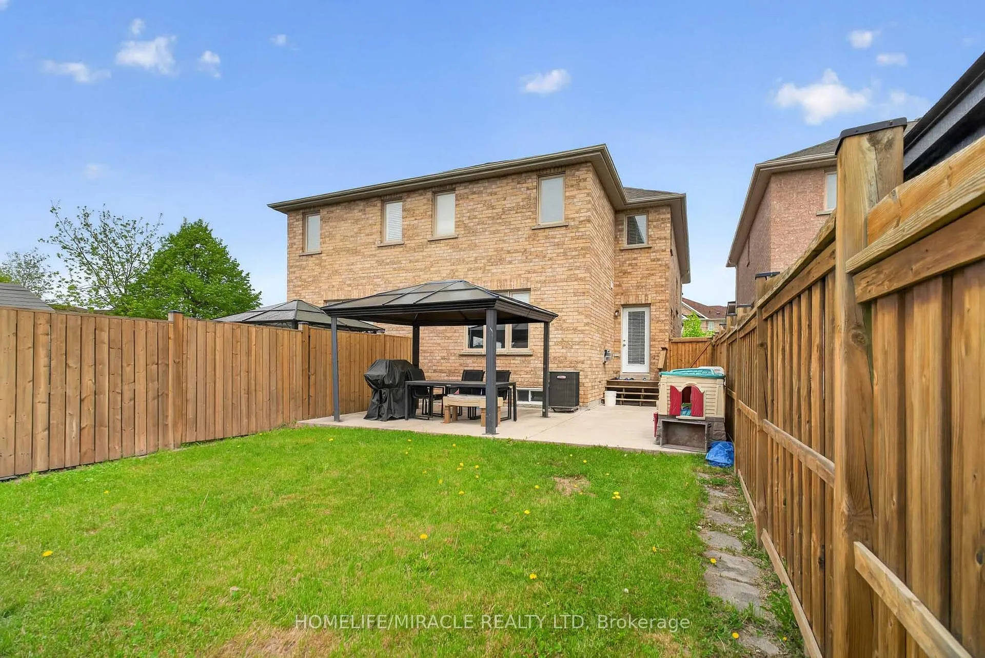 Photo 42 of 191 Petticoat Road, Vaughan, Patterson — HOMEH