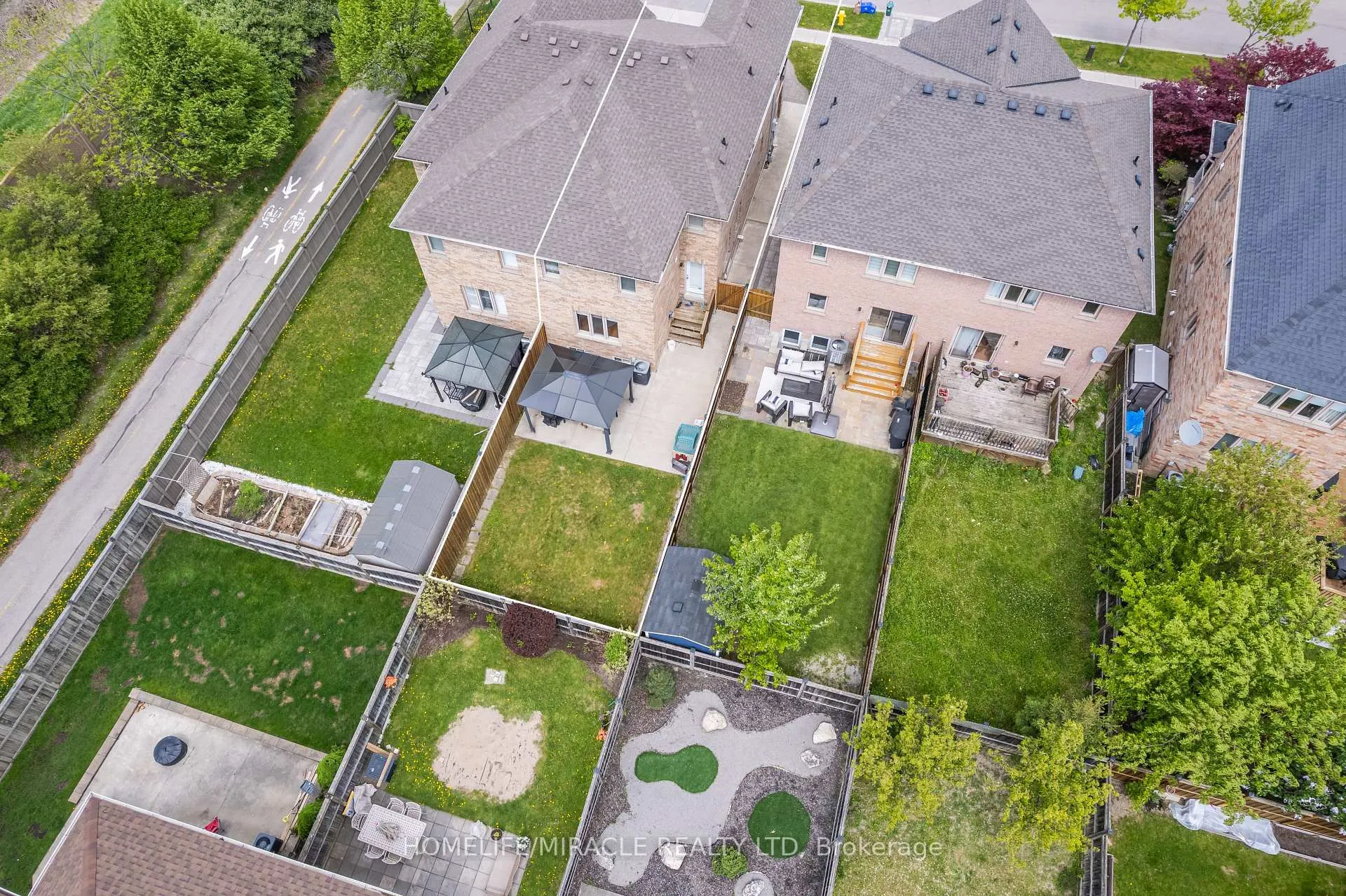 Photo 45 of 191 Petticoat Road, Vaughan, Patterson — HOMEH