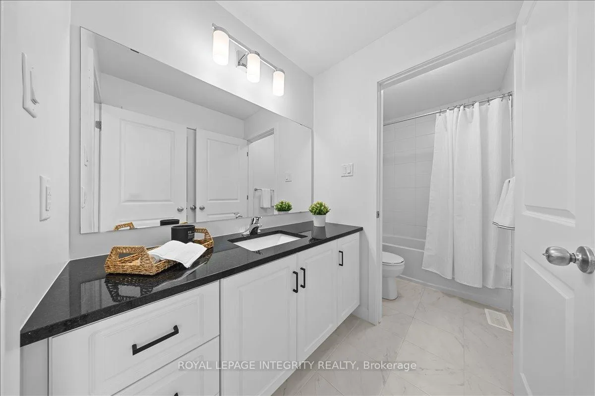 Photo 32 of 429 Gidran Circle, Ottawa, Kanata - Emerald Meadows/Trailwest — HOMEH